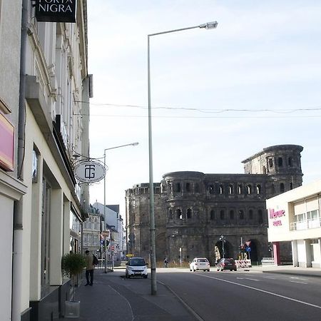 Hotel Porta Nigra Τρίερ Εξωτερικό φωτογραφία